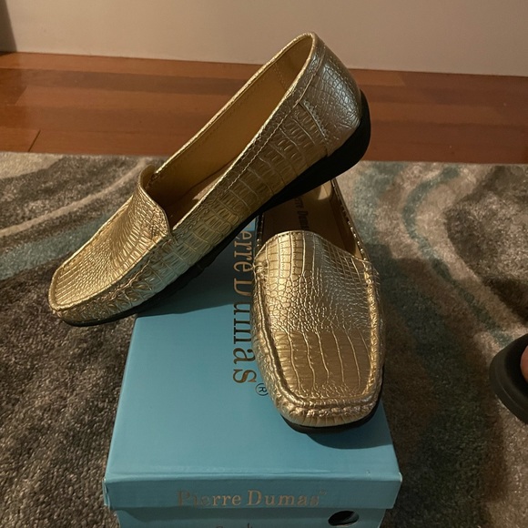 7.5 womens loafer - Picture 2 of 2